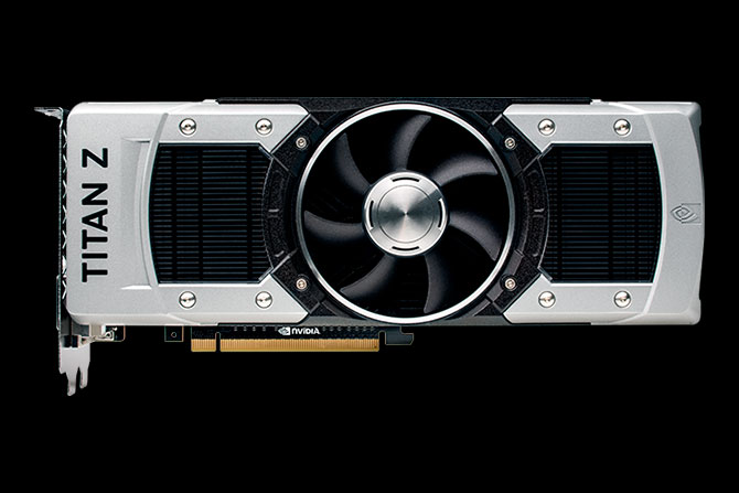 Karta graficzna GeForce GTX TITAN Z (widok z przodu)